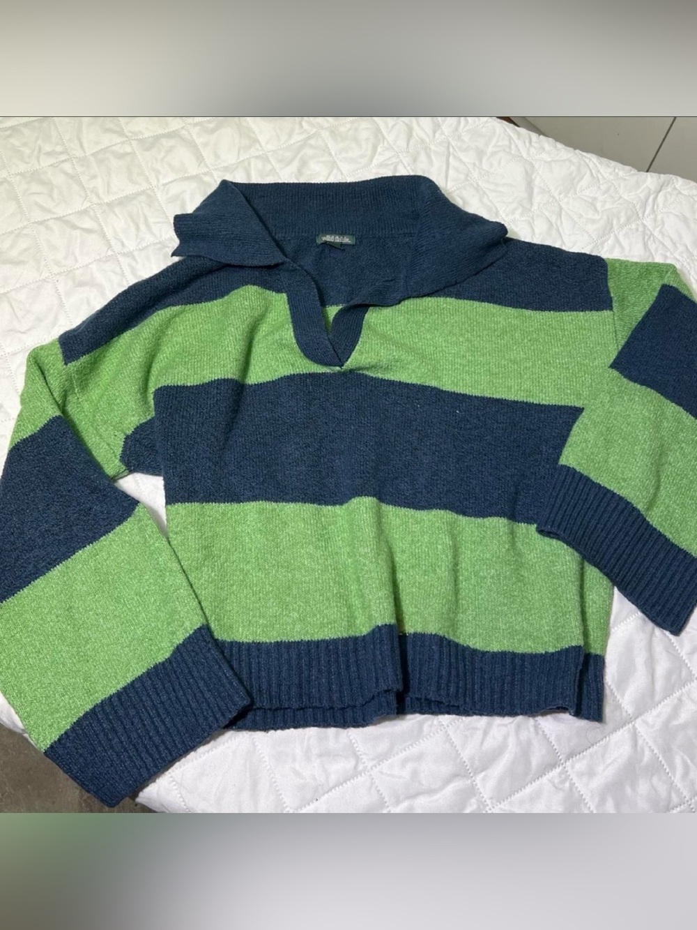 Wild Fable Green And Navy Blue Knit Sweater